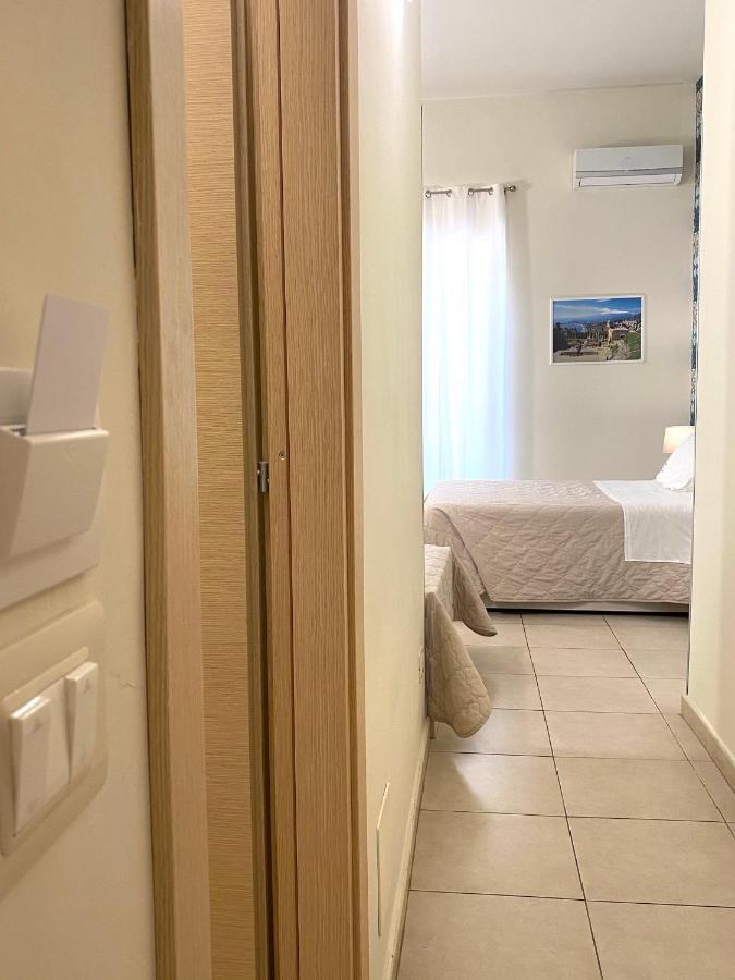 Nina B&B Giardini Naxos Dış mekan fotoğraf