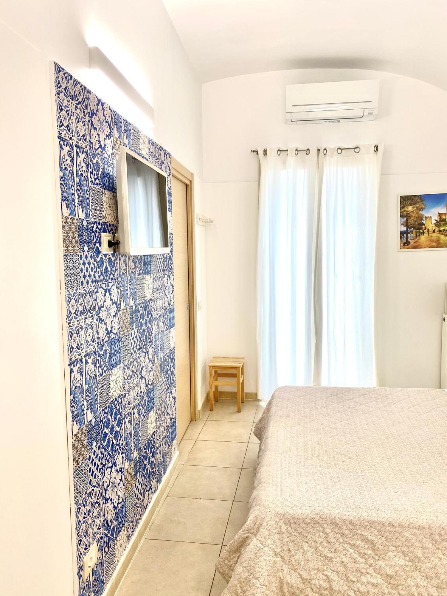 Nina B&B Giardini Naxos Oda fotoğraf