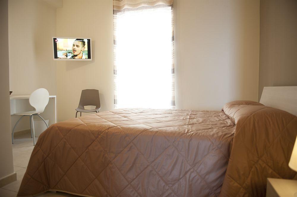 Nina B&B Giardini Naxos Dış mekan fotoğraf