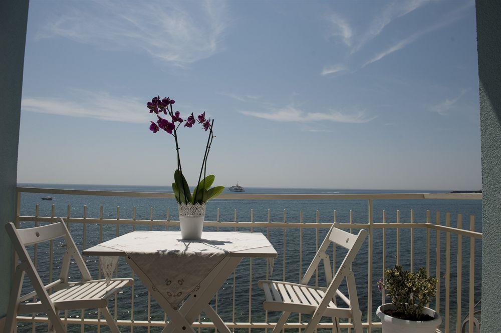 Nina B&B Giardini Naxos Dış mekan fotoğraf