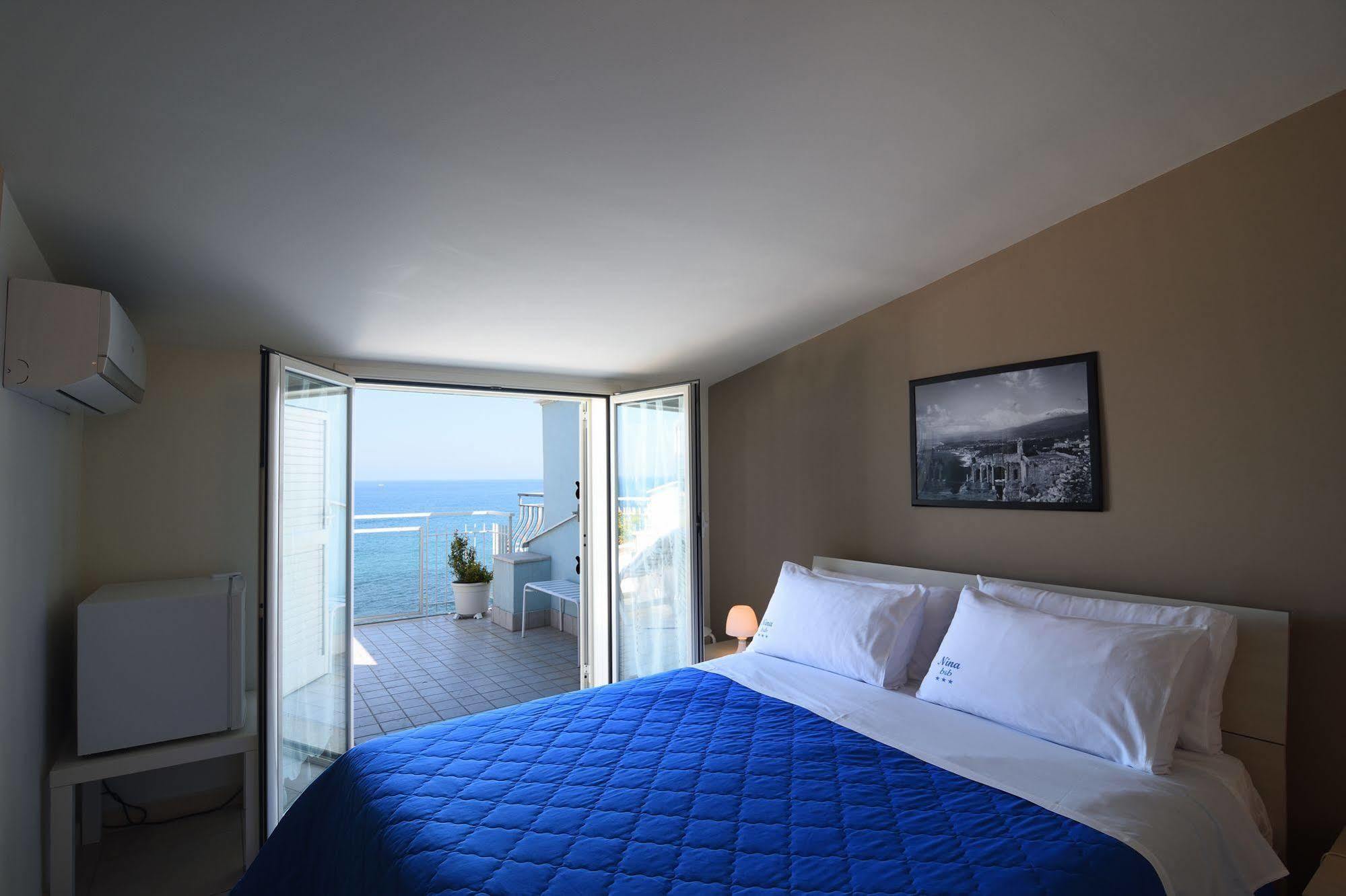 Nina B&B Giardini Naxos Dış mekan fotoğraf