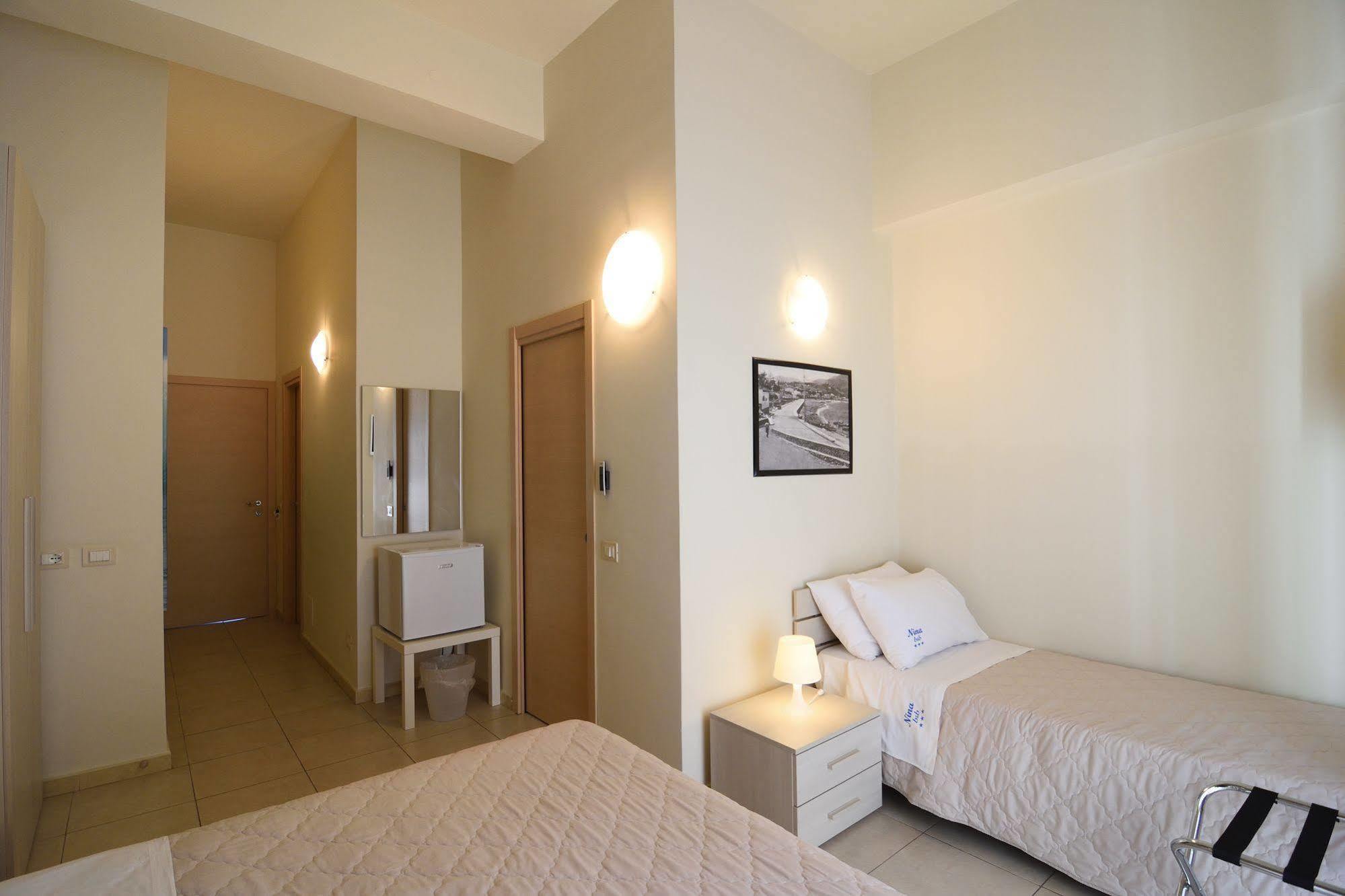 Nina B&B Giardini Naxos Dış mekan fotoğraf