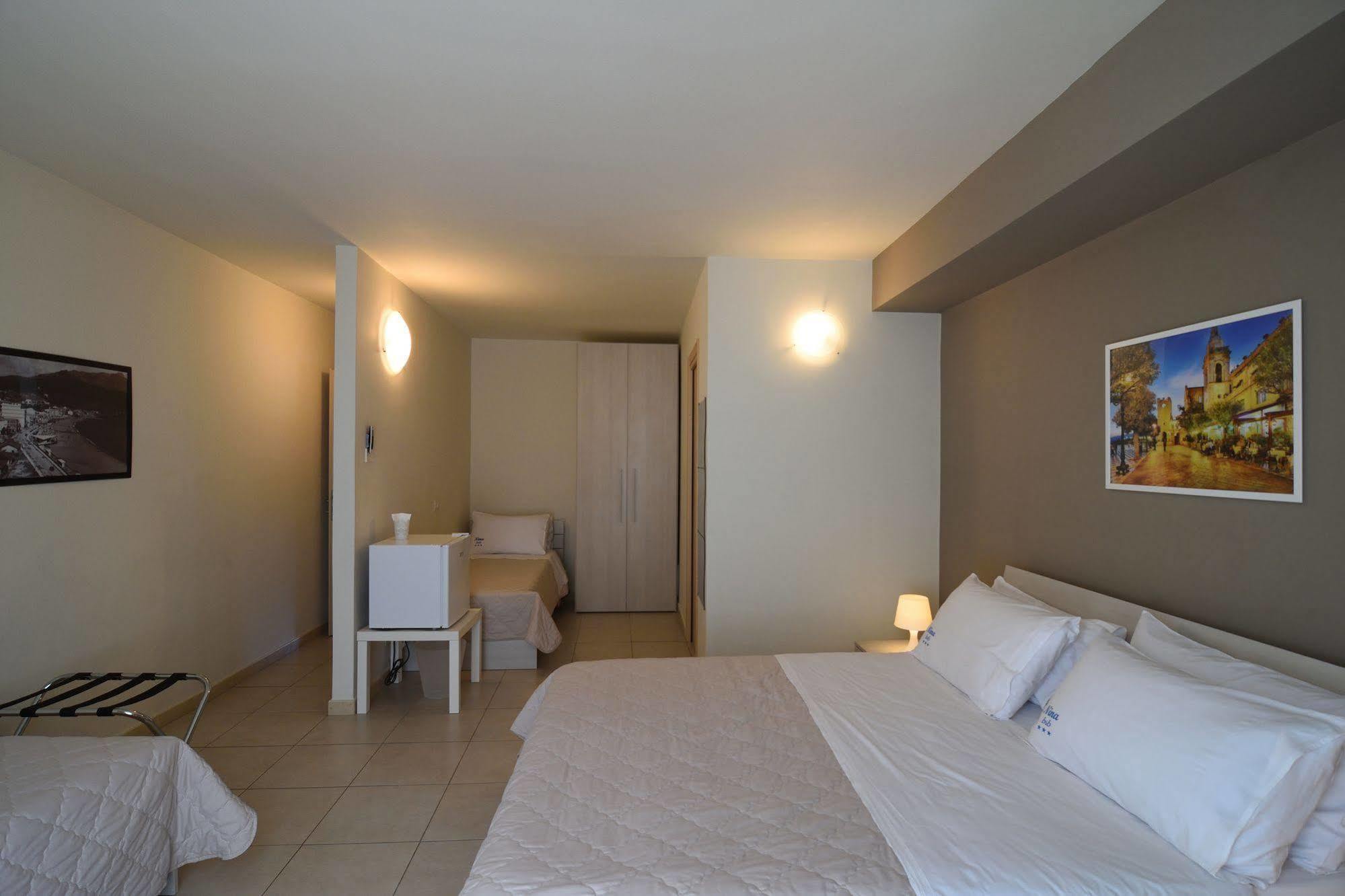 Nina B&B Giardini Naxos Dış mekan fotoğraf